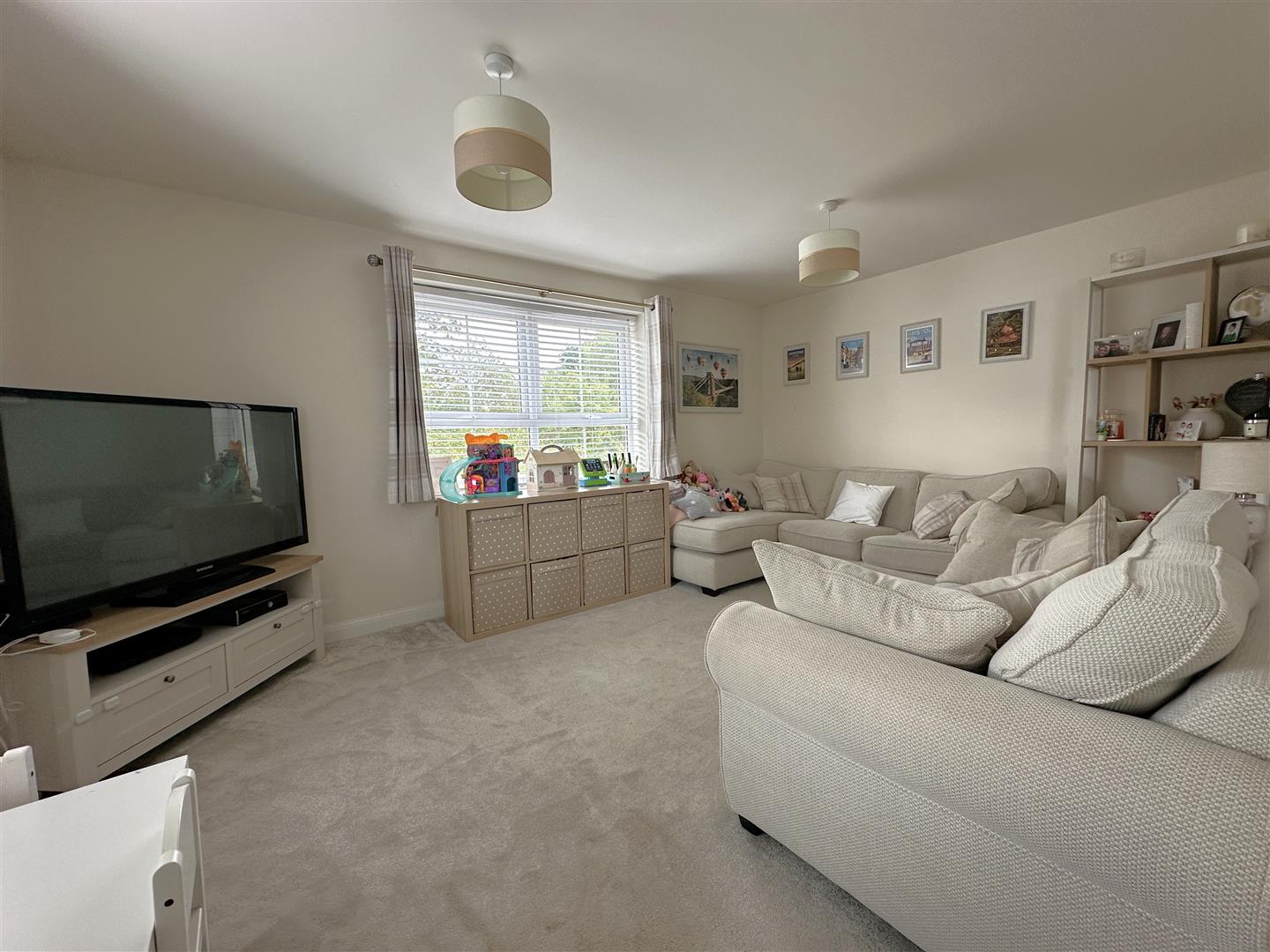 Harvey Avenue, Chippenham